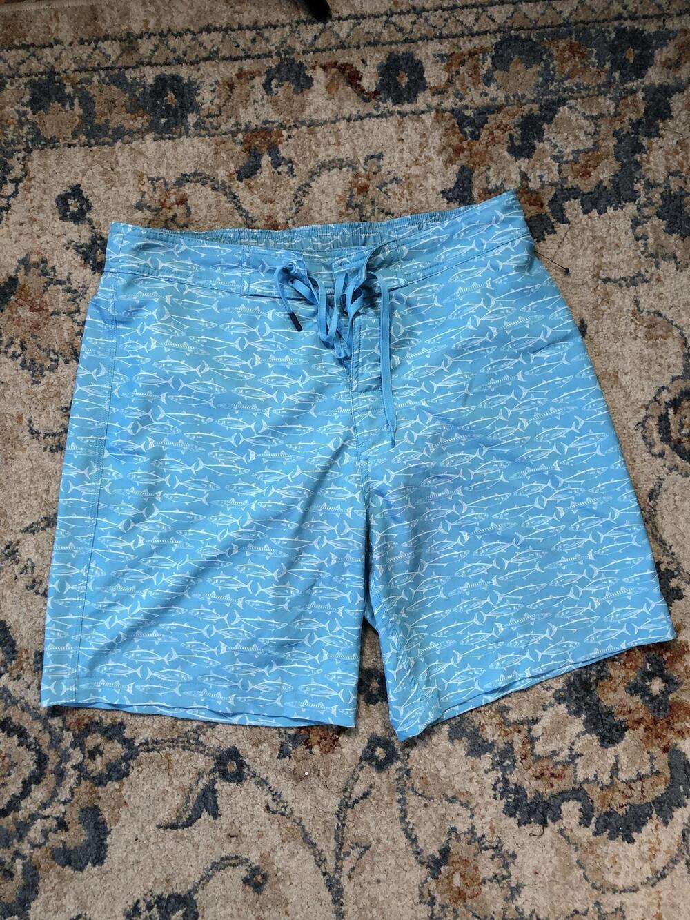 Southern Tide Shorts Mens M Blue Fish Print Swim Trunks Mesh Lined Beach Summer
